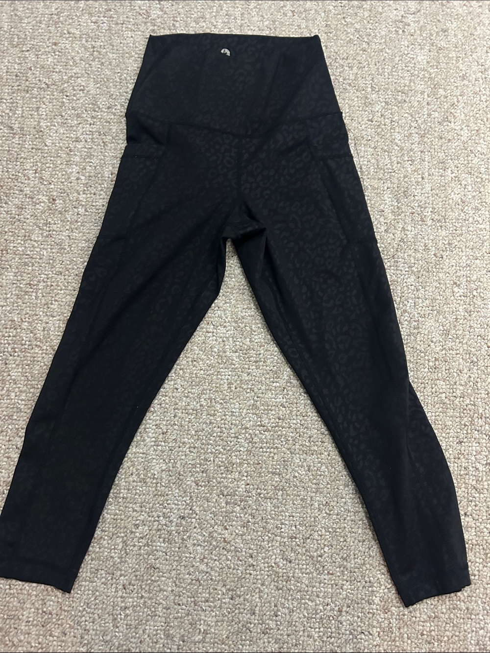 High-Waist women’s Black cheeta Active Leggings